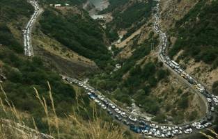 «ترافیک»سوغات جاده چالوس؛ازمسمومیت درتونل کندوان تامشکل روستائیان