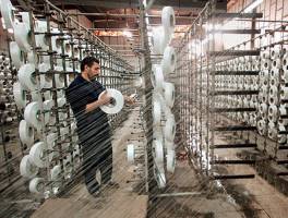 دولت برای معافیت مالیاتی کارخانه‌ها شرط بگذارد