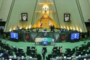 استیضاح هیچ وزیری در شرایط فعلی ضروری نیست