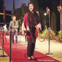 تیپ بازیگر زن در جشنواره حافظ 95! + عکس