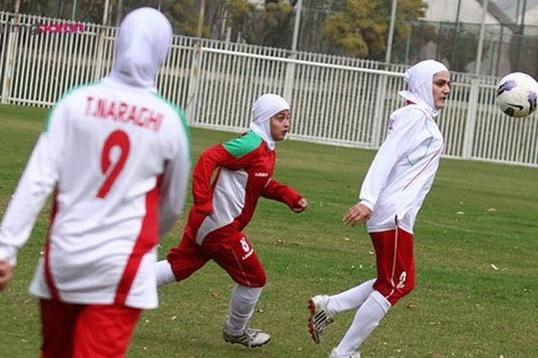 دختران فوتبالیست قروه‌ای به اردوی تیم ملی جوانان کشور دعوت شدند