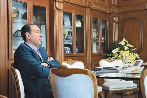 آیا دولت کلیددار اتاق می‌شود؟