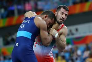 داوران کشتی را از دستم در آوردند