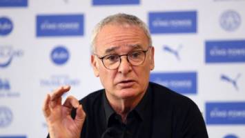 کاری به تصمیم داور ندارم