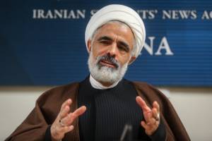 معاون حقوقی رییس‌جمهور وارد زاهدان شد