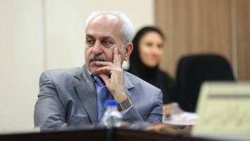 صدور بخشنامه افزایش مالیات بر واردات، مخالف سیاست کلان دولت است