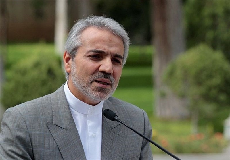 بازدید سخنگوی دولت از منطقه آزاد انزلی