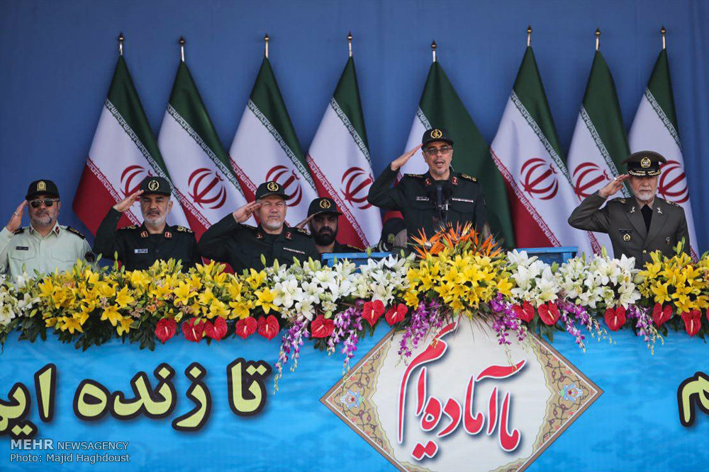 تاکید سرلشکر باقری بر برگزاری مستمر رزمایش‌ها