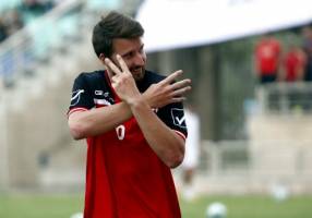 گولچ مشکل گوارشی دارد