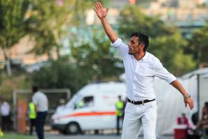 منصوریان هم راضی به رفتار هواداران استقلال نبود
