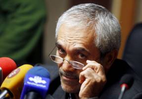امتناع علی اکبر طاهری از پاسخ به خبرنگاران