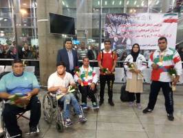 بازگشت جمع کثیری از پارالمپیکی‌ها به کشور