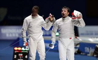 قهرمانی عابدینی و نایب قهرمانی پاکدامن در تورنمنت شمشیربازی تایلند