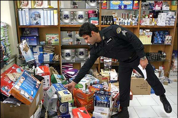 ۱۲ هزار قلم کالای قاچاق از یک واحد مسکونی در سمنان کشف شد