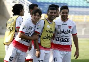 گلزنی باقری و پانادیچ درتمرین پرسپولیس