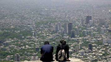 ازدواج سپید نتیجه افزایش سن ازدواج است