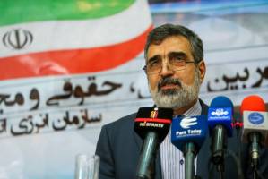  فعلا آب سنگین مازاد خارج از کشور نداریم