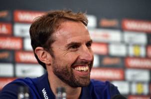 سرمربی موقت انگلیس هم متهم به فرار مالیاتی شد