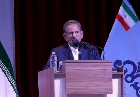 نفت محور اصلی توسعه کشور است