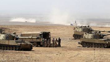  مواضع داعش در بعشیقه موصل را با سلاح توپخانه‌ای هدف گرفتیم