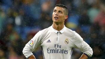 حرکت عجیب رونالدو در بازی برابر اتلتیک + عکس