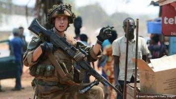 فرانسه به ماموریت نظامی خود در جمهوری آفریقای مرکزی پایان می‌دهد