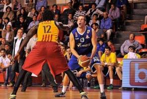 سنتر کروات در ترکیب تیم بسکتبال شهرداری گرگان