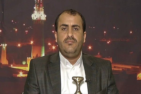 توقف تجاوز نظامی سعودی و شکسته شدن محاصره یمن از اولویتهای ما است
