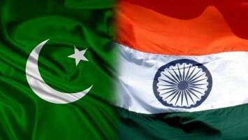 حضور نخست وزیر و فرمانده ارتش پاکستان در رزمایش مرز هند