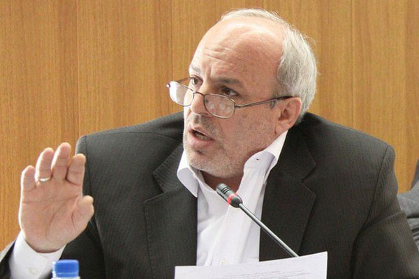 سرنوشت پراید و پژو همچنان نامشخص 