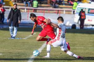 حلقه شادی پرسپولیسی‌ها و ناراحتی رضاییان بعد از تعویض