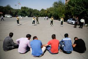 انهدام باند کشوری «سند نمره» + عکس