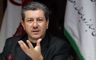 مبارزه با فساد تنها توسط دولت و نظام پیش نمی‌رود، مردم باید پای قضیه باشند