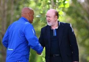 خانه‌تکانی اساسی در استقلال