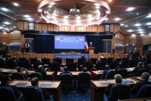  وقتی مردم دچار مشکل می شوند، به جای مچ گیری دست یکدیگر را بگیریم