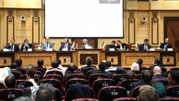 ارتباط بانکی و تفاوت در مقررات دولتی، دو مانع اصلی روابط تجاری ایران و روسیه