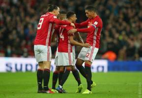 برد منچستریونایتد و تاتنهام در لیگ برتر