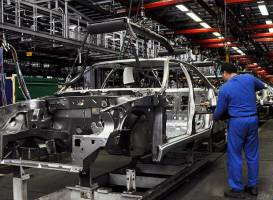 هدفگذاری تولید ۱.۵میلیون خودرو در سال ۹۶