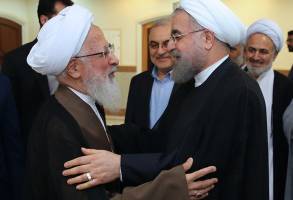 روحانی احتمالا این هفته به دیدار مراجع و علما می آید / فضای قم در جهت حمایت حداکثری از روحانی است