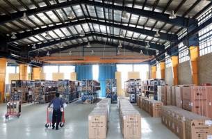 عملکرد روحانی و احمدی‌نژاد در کنترل قیمت‌ کالاها به روایت تصویر