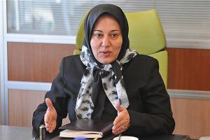 کاهش نرخ سود سپرده‌؛ راه درمان اقتصاد ایران