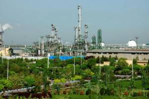 ساخت بزرگترین پالایشگاه میعانات گازی دنیا در دستور کار وزارت نفت است