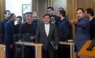 آقاي وزير، وقت عمل است