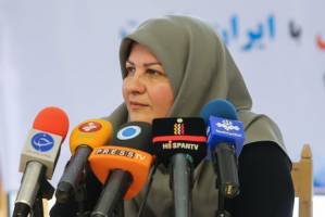  یک زن نفر دوم صنعت نفت ایران شد