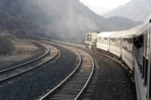 اتصال راه‌آهن سراسری کشور به منطقه ویژه اقتصادی بندر آستارا