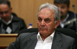 لوازم آرایشی و بهداشتی خارجی قسر درمی‌روند!