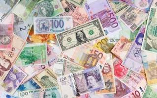 نرخ دلار فرو ریخت