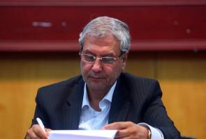 ابلاغ«تعیین سقف پرداختی»و«ممنوعیت بکارگیری بازنشستگان»توسط ربیعی