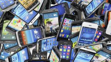 بازار موبایل همچنان در شوک نوسانات ارزی
