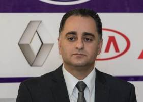  با ارز ۴۲۰۰ تومانی قیمت خودرو کاهش نمی‌یابد